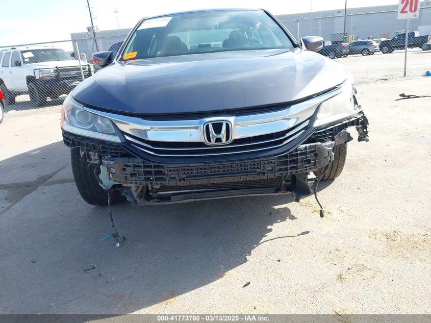 2017 HONDA ACCORD VIN: 1HGCR2F54HA092450