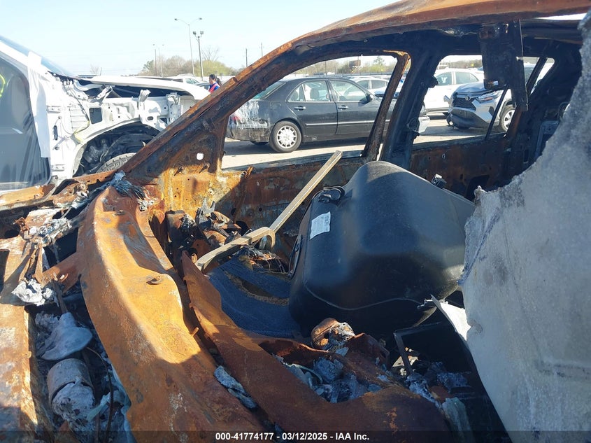 2019 CADILLAC ESCALADE ESV LUXURY - 1GYS4HKJ8KR154854