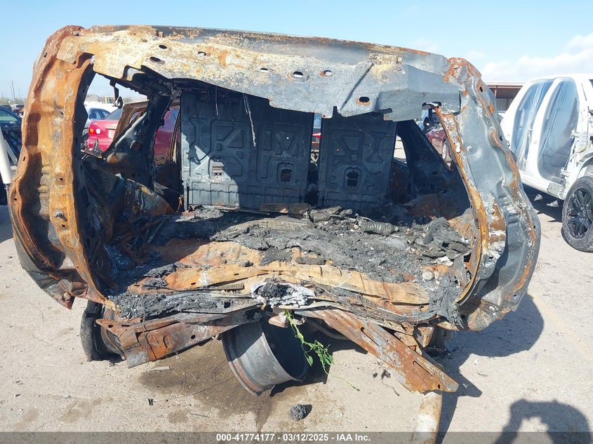 2019 CADILLAC ESCALADE ESV LUXURY - 1GYS4HKJ8KR154854