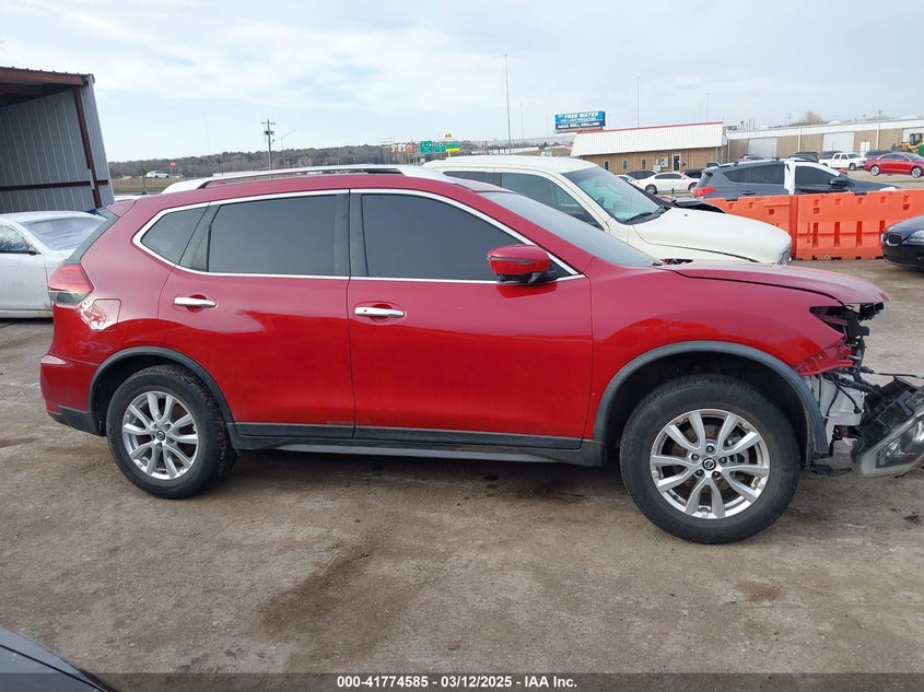 2017 NISSAN ROGUE VIN: JN8AT2MVXHW255894