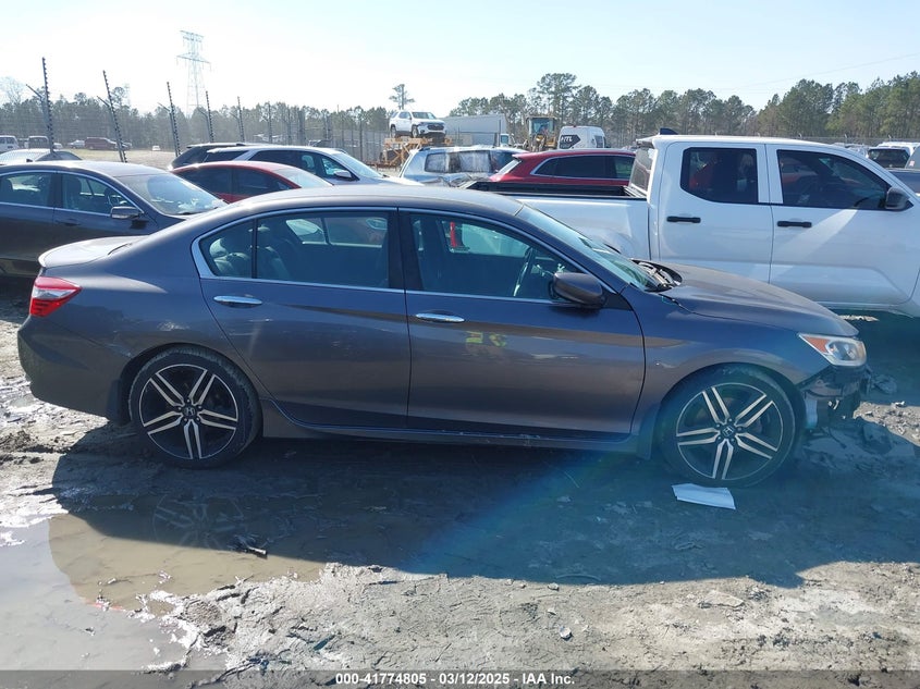 2017 HONDA ACCORD VIN: 1HGCR2F55HA281513