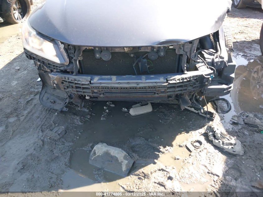 2017 HONDA ACCORD VIN: 1HGCR2F55HA281513