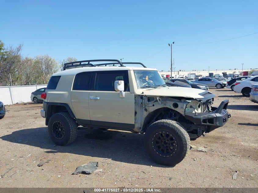 2008 TOYOTA FJ CRUISER VIN: JTEZU11F98K003544