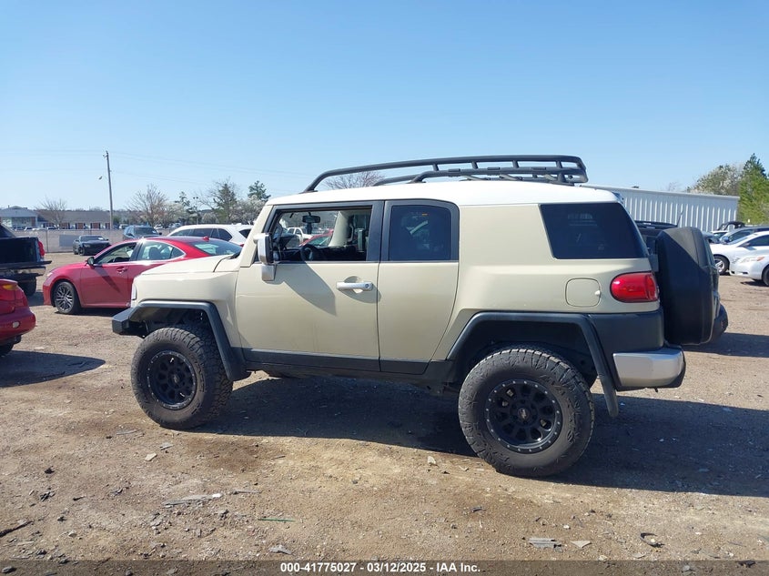 2008 TOYOTA FJ CRUISER VIN: JTEZU11F98K003544