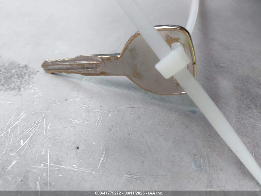 1999 Honda Cr-V Lx VIN: JHLRD1745XC014868 Lot: 41775272