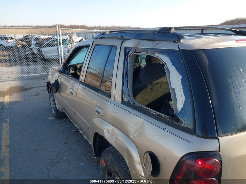 2007 CHEVROLET TRAILBLAZER VIN: 1GNDT13SX72174045