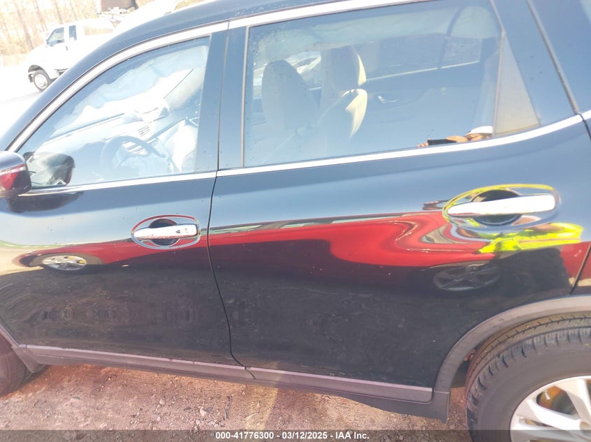 2016 NISSAN ROGUE SV - KNMAT2MT4GP733892