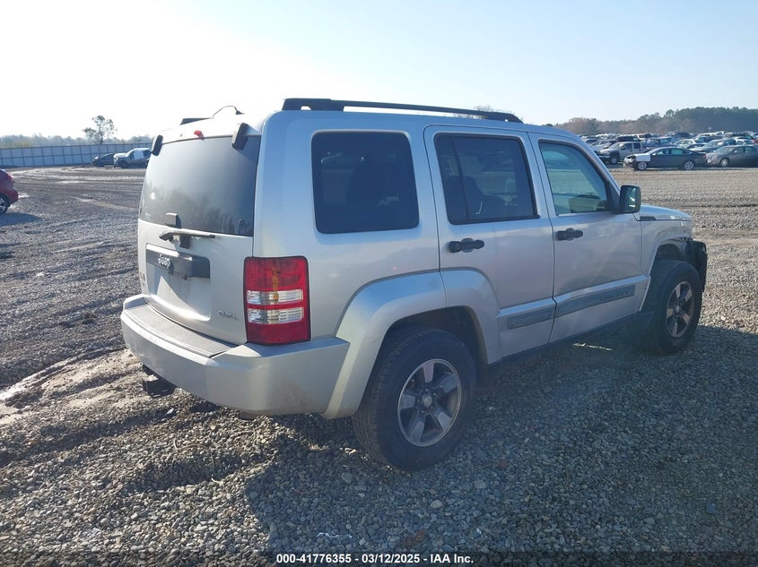 2008 JEEP LIBERTY VIN: 1J8GP28K08W103562
