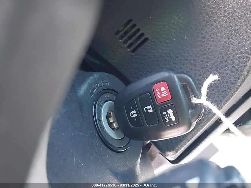 2017 TOYOTA COROLLA LE - 5YFBURHE3HP672265