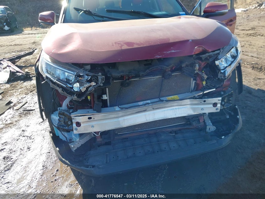 2019 TOYOTA RAV4 XLE - JTMP1RFV9KD038616