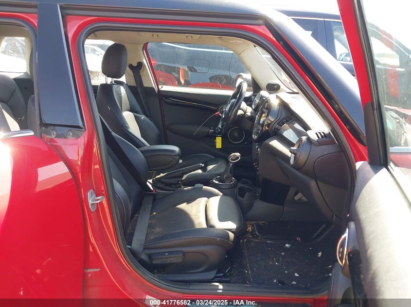2015 MINI HARDTOP VIN: WMWXU3C53F2B56364