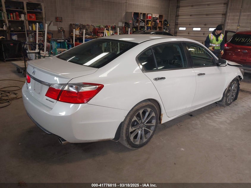 2014 HONDA ACCORD VIN: 1HGCR2F57EA252154