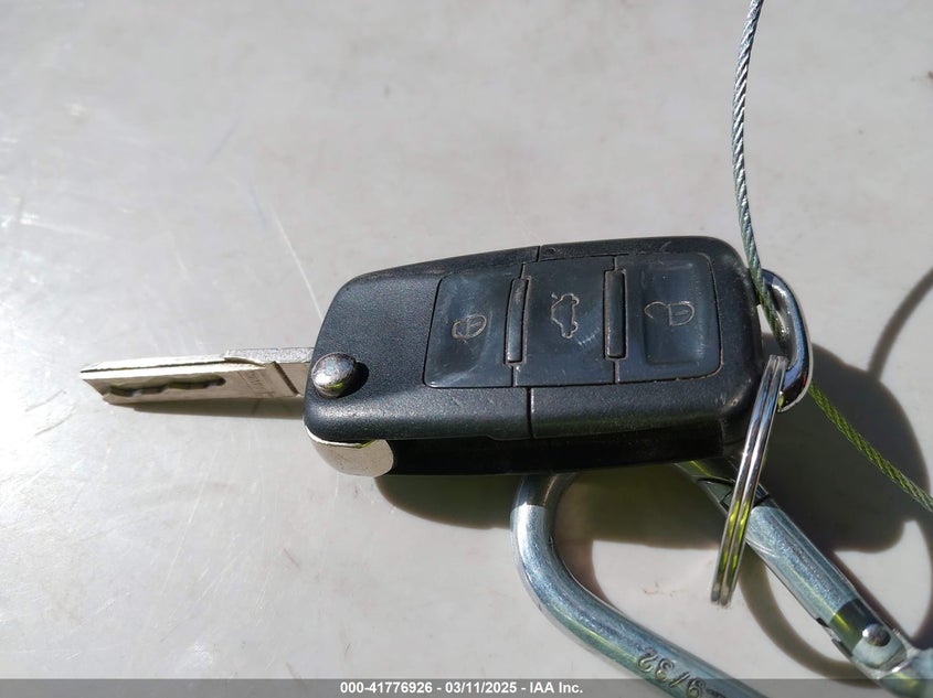 2007 VOLKSWAGEN NEW BEETLE VIN: 3VWRW31C27M500519