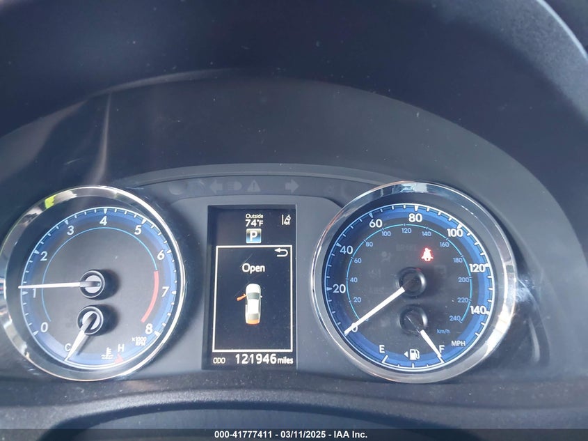 2017 TOYOTA COROLLA SE - 2T1BURHE2HC754939