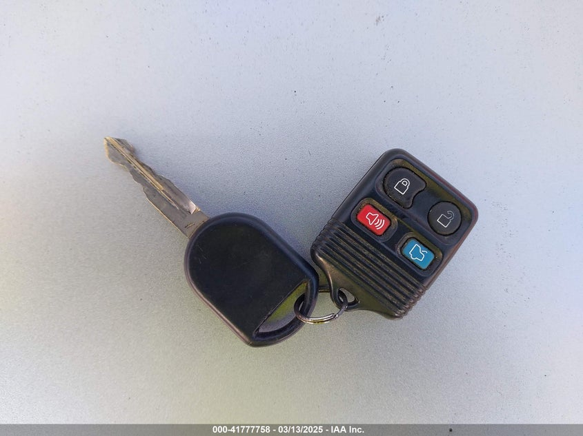 2009 FORD FOCUS VIN: 1FAHP35N49W244559