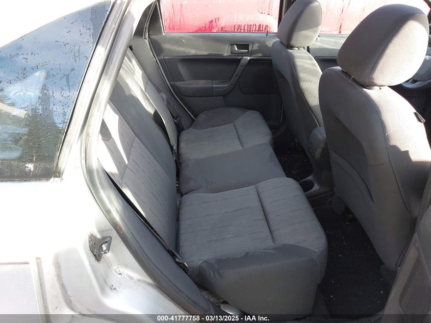 2009 FORD FOCUS VIN: 1FAHP35N49W244559
