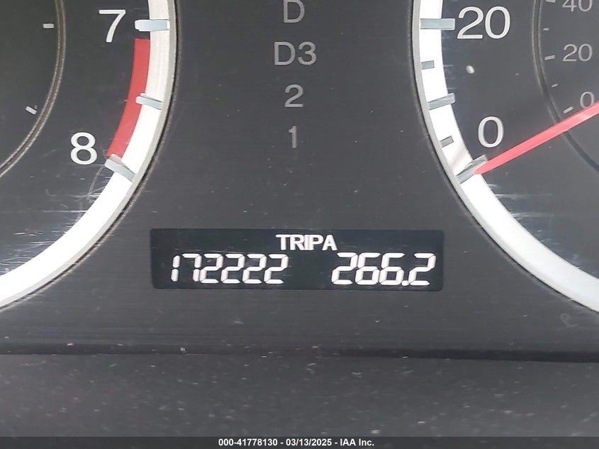 2008 HONDA ACCORD VIN: 1HGCP368X8A049172