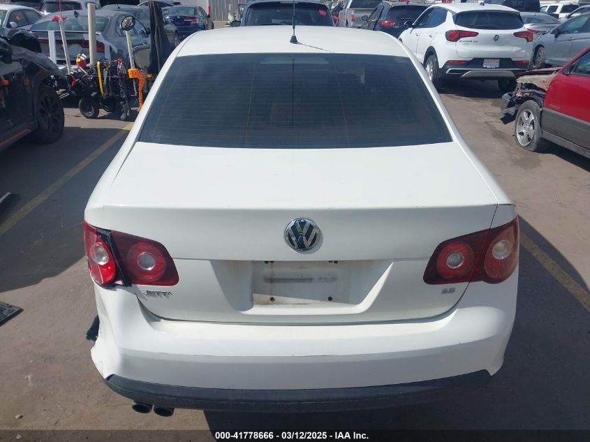 2008 Volkswagen Jetta S VIN: 3VWHM71K18M129290 Lot: 41778666