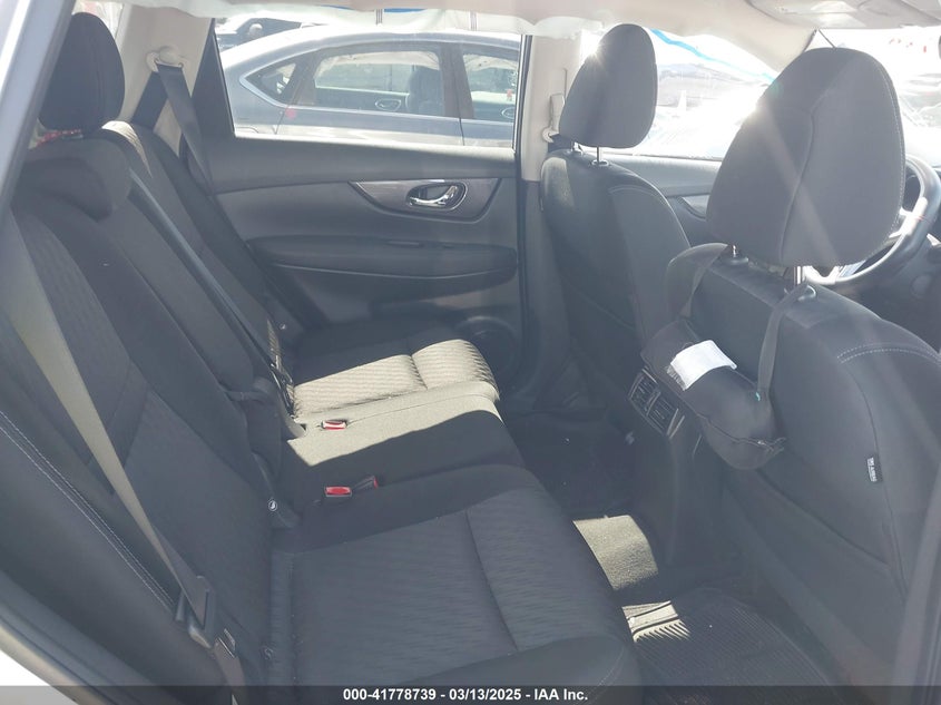 2018 NISSAN ROGUE SV - KNMAT2MT3JP618630