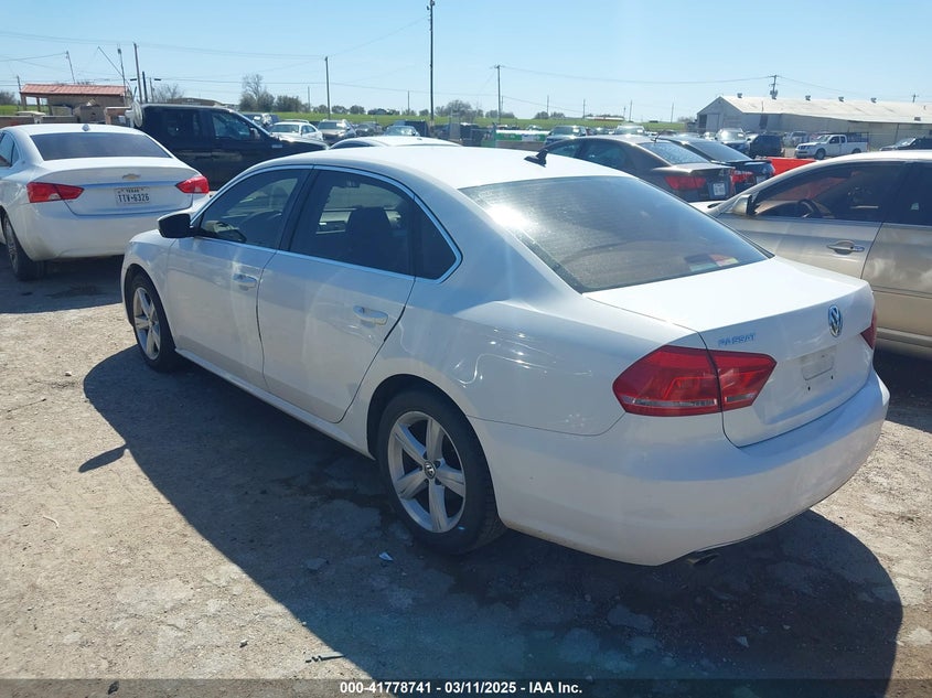 2013 VOLKSWAGEN PASSAT 2.5L SE - 1VWBP7A35DC086378