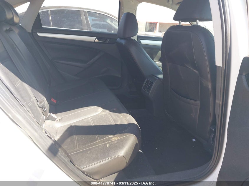 2013 VOLKSWAGEN PASSAT 2.5L SE - 1VWBP7A35DC086378