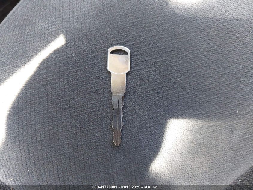 2004 GMC Sierra 1500 Sle VIN: 2GTEC19T141151021 Lot: 41778981