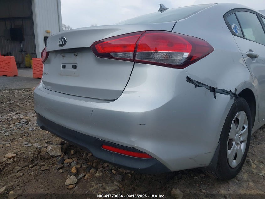 2017 KIA FORTE LX - 3KPFK4A77HE114104