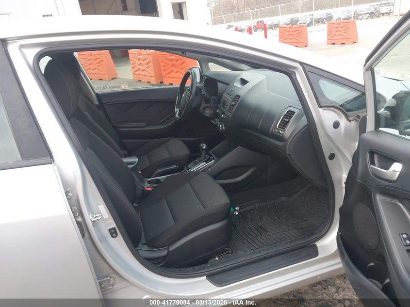 2017 KIA FORTE LX - 3KPFK4A77HE114104