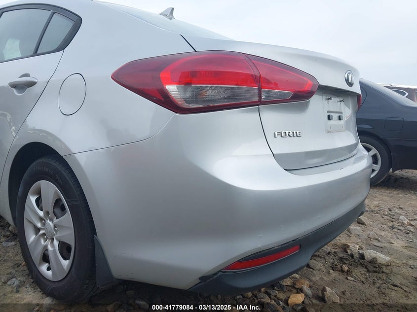 2017 KIA FORTE LX - 3KPFK4A77HE114104