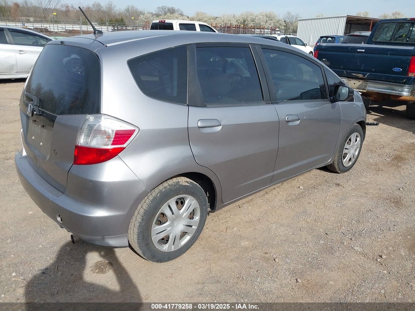 2010 HONDA FIT VIN: JHMGE8H22AS013146