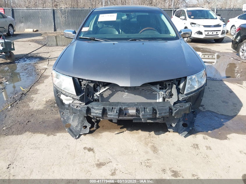 2011 LINCOLN MKZ VIN: 3LNHL2GC9BR776258