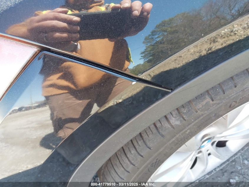 2013 BMW X1 xDrive28I VIN: WBAVL1C54DVR85516 Lot: 41779510