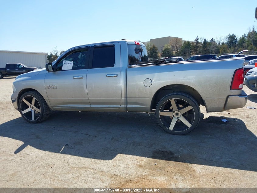 2018 RAM 1500 SLT  4X2 6'4 BOX - 1C6RR6GG7JS303857