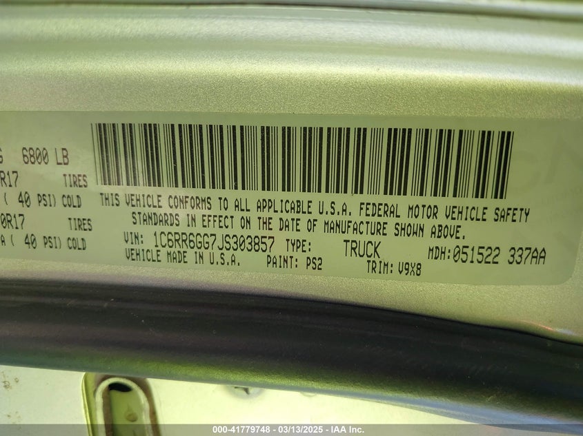 2018 RAM 1500 SLT  4X2 6'4 BOX - 1C6RR6GG7JS303857
