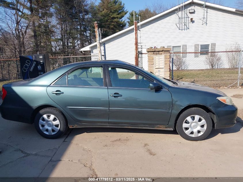 2004 Toyota Camry Le VIN: 4T1BE32K94U369332 Lot: 41779812