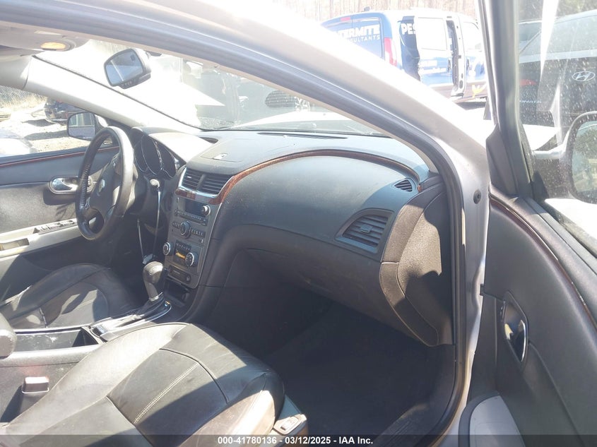 2011 CHEVROLET MALIBU VIN: 1G1ZE5E76BF111026