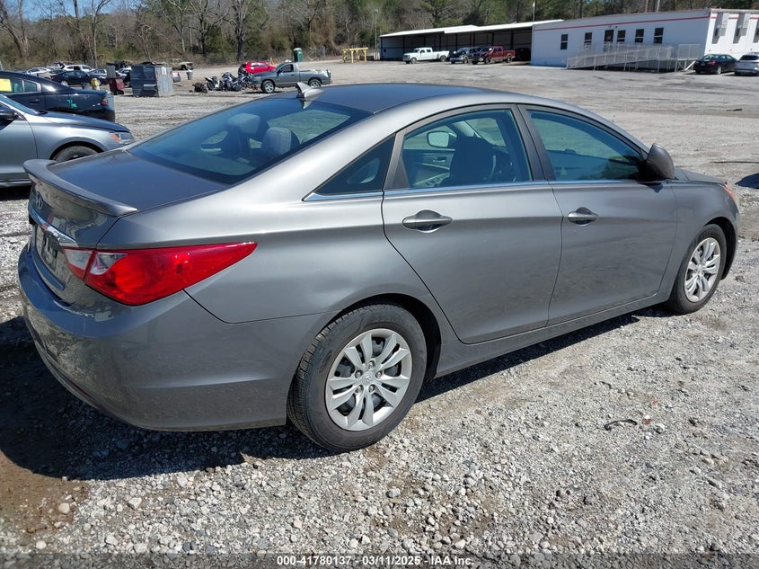 2011 HYUNDAI SONATA VIN: 5NPEB4AC0BH065923