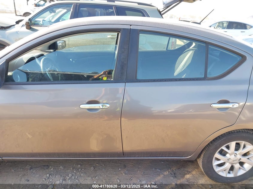 2017 NISSAN VERSA 1.6 SV - 3N1CN7APXHL810997