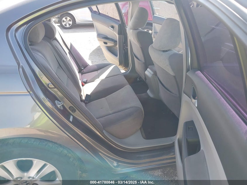 2008 HONDA ACCORD VIN: 1HGCP26498A132115