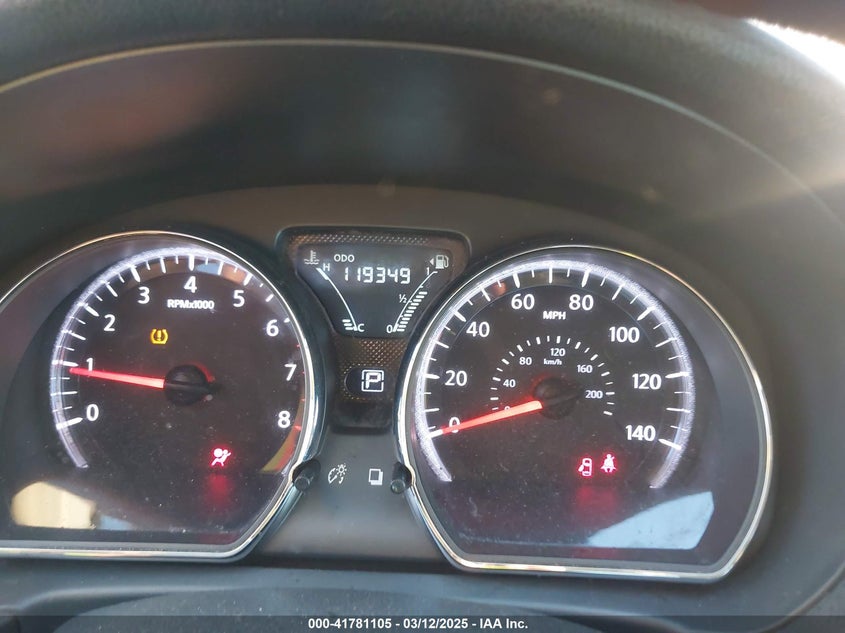 2015 NISSAN VERSA 1.6 SV - 3N1CN7APXFL951193