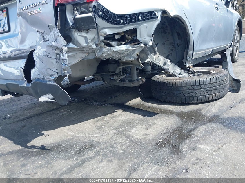 2016 SUBARU OUTBACK 2.5I LIMITED - 4S4BSANC5G3200596