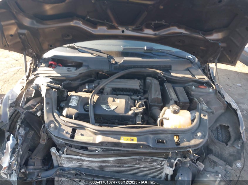 2011 MINI COOPER VIN: WMWZN3C55BT133367