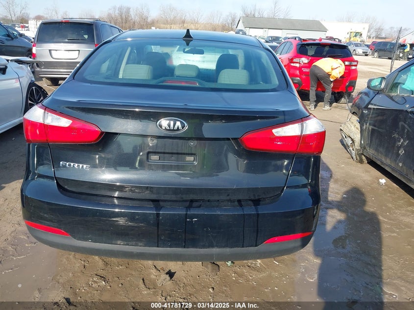 2016 KIA FORTE LX - KNAFK4A65G5518839