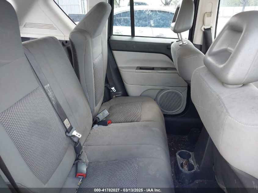 2007 Jeep Compass Sport VIN: 1J8FT47W57D119595 Lot: 41782027