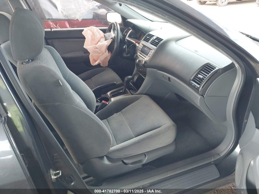 2006 HONDA ACCORD VIN: 1HGCM56766A138827