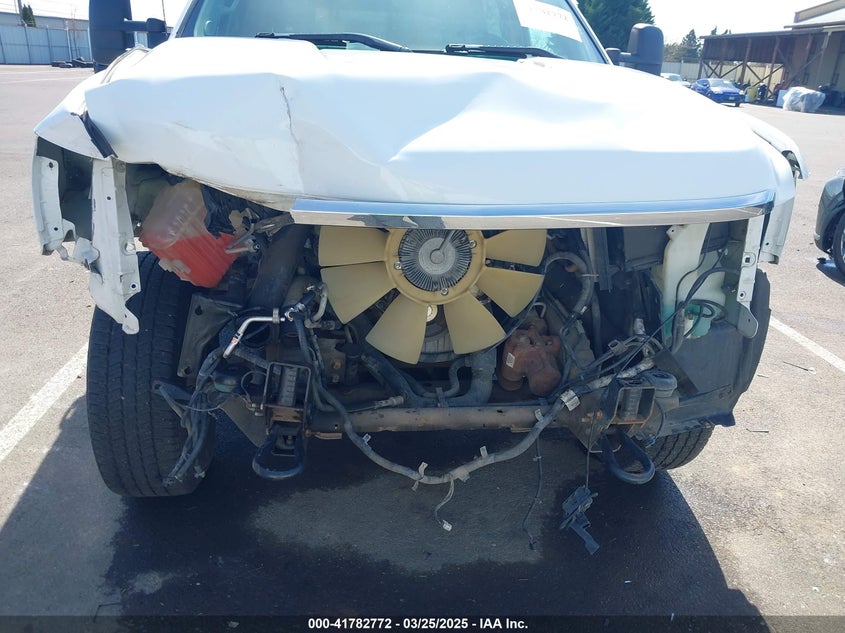 2013 CHEVROLET SILVERADO 2500HD VIN: 1GC1KXC82DF192730