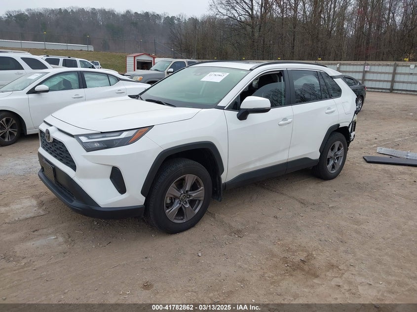 2022 TOYOTA RAV4 XLE - JTMP1RFV3ND090117