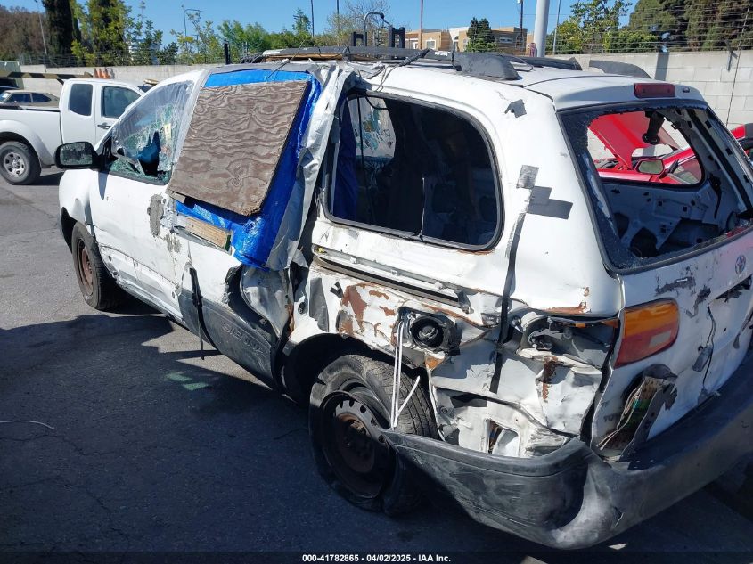 2000 Toyota Sienna Le VIN: 4T3ZF13C5YU248821 Lot: 41782865