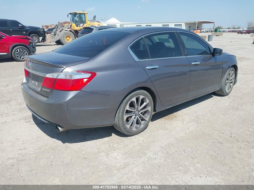 2015 HONDA ACCORD VIN: 1HGCR2F50FA212239