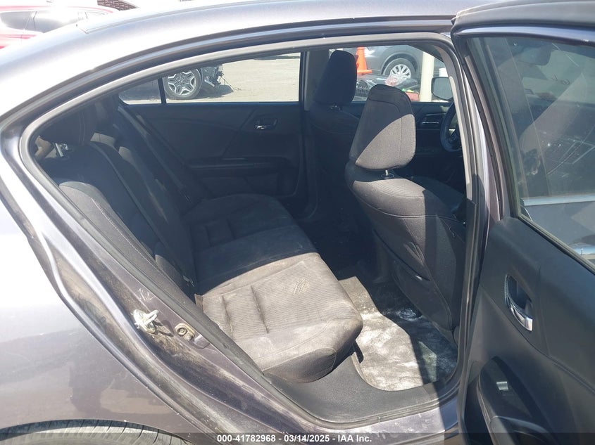 2015 HONDA ACCORD VIN: 1HGCR2F50FA212239